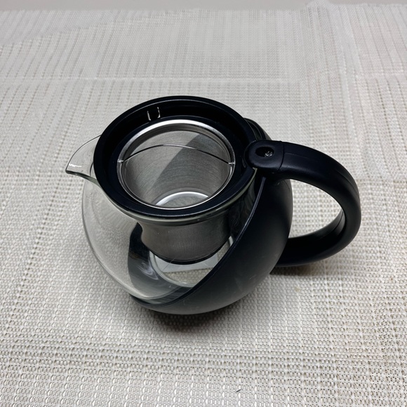 Service Ideas Glass Lined Tea Ball with Removable Basket - Picture 9 of 9